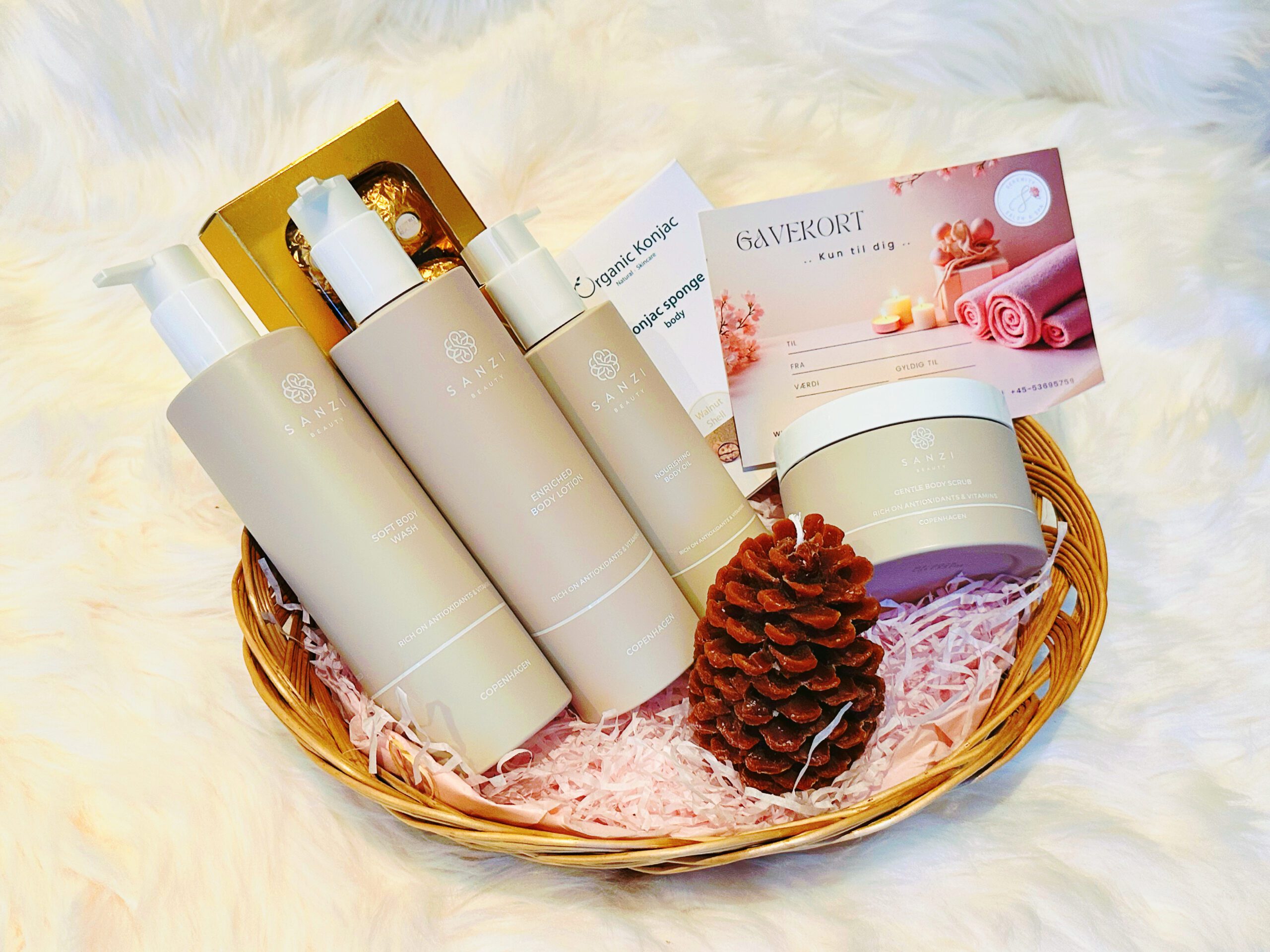 Serenity - 3,000 kr Gift Card (Kopier) (Kopier) (Kopier) (Kopier) (Kopier) (Kopier) (Kopier)